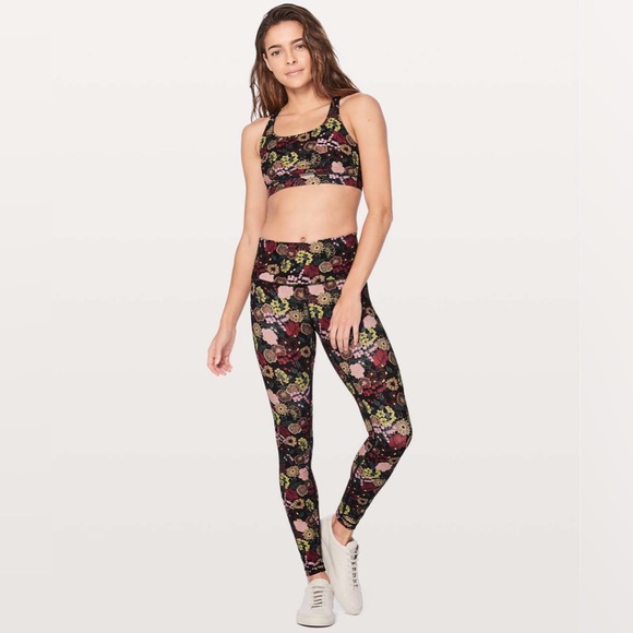 Lululemon Wunder Under Hi-Rise Tight 28" in Fluorolace Multi - Picture 1 of 8